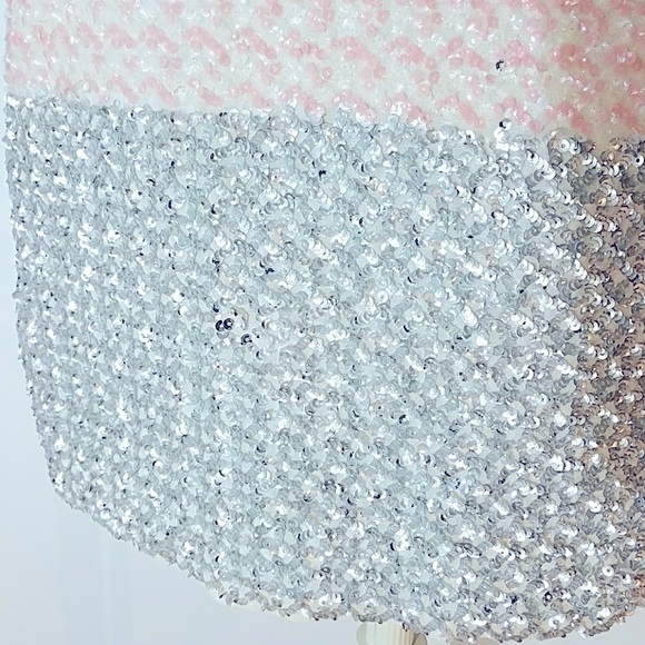 🌸- Badgley Mischka Sequin Evening Dress - Picture 4 of 9